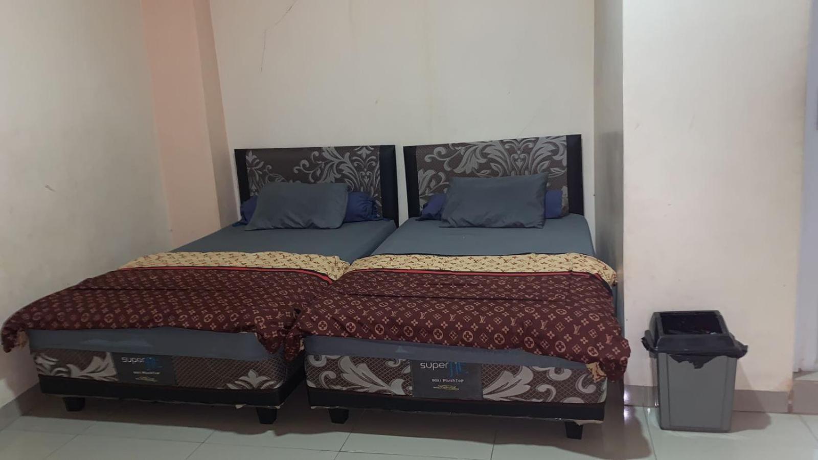 Motel Wisma Reza Palopo Exterior foto